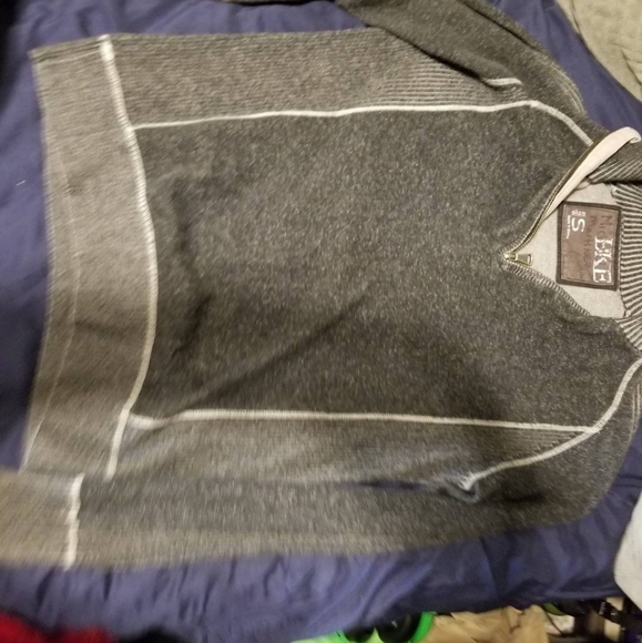 Buckle pullover - Picture 3 of 4